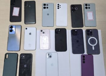 Homem é preso ao tentar vender celulares roubados na saída da Tardezinha em Manaus