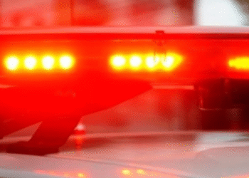 Adolescente de 12 anos é apreendida suspeita de matar a própria mãe em Manaus