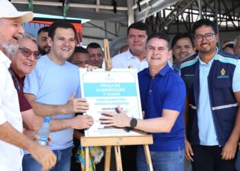 Manaus celebra o dia do feirante com inauguração da nova praça de alimentação na Feira da Manaus Moderna