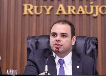 ALE reabre os trabalhos legislativos do plenário do Parlamento Amazonense