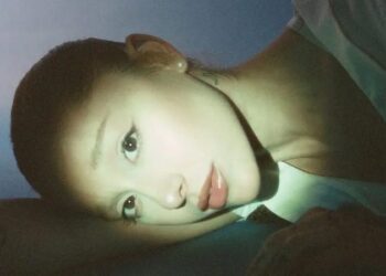 Ariana Grande anuncia nova turnê e deixa Brasil de fora; veja datas