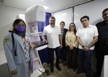 Governador Wilson Lima vistoria estrutura que vai realizar mais de 500 exames na Carreta da Saúde da Mulher em Manacapuru