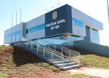 Adolescente forja roubo, se automutila, invade casa do avô e embolsa R$ 35 mil