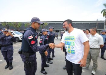 Governador Wilson Lima anuncia participação de alunos da Polícia Militar na Operação Natal 2025