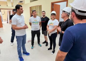 Prefeito David Almeida fiscaliza obras que unem história e inclusão no Centro de Manaus