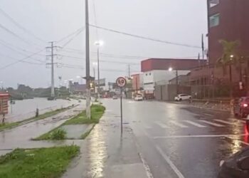 Prefeitura de Manaus alerta para possibilidade de chuvas intensas nesta quinta-feira, 6/11