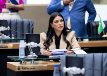 Aleam aprova Projeto de Lei de Mayra Dias que reforça a proteção a meninas vítimas de violência