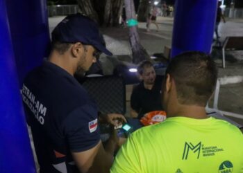Detran-AM leva atividades interativas de conscientização ao bairro Ponta Negra