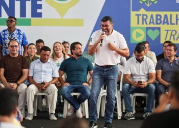 Governador Wilson Lima dá início à 25ª edição do Governo Presente no Grande Vitória, na zona leste de Manaus