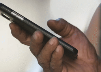 Golpe do falso pagamento via Pix cresce e polícia no AM orienta como evitar