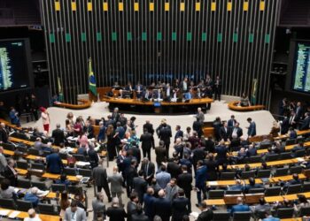 Câmara decide deixar PEC da Segurança e PL Antifacção para 2026