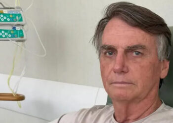 Bolsonaro pede a Moraes direito a redução de pena por leitura