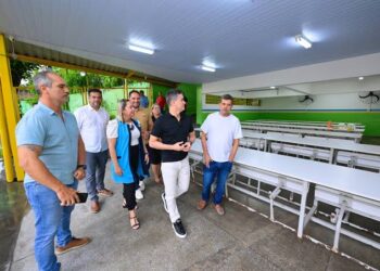 Operação Verdade: Prefeito David Almeida esclarece funcionamento do Proesc e reforça autonomia das escolas para manutenção