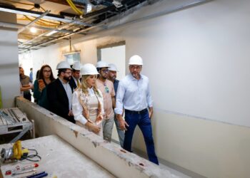 Governador Wilson Lima vistoria etapa final das obras do Hospital-Dia e Policlínica do Complexo Hospitalar Sul