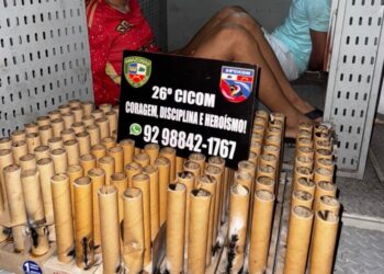 Forças de segurança prendem envolvidos no foguetório do Comando Vermelho em Manaus