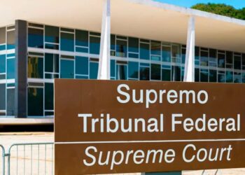 STF adia para 25 de março julgamento sobre suspensão de penduricalhos