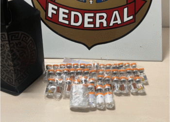 Passageira é presa pela PF com 45 ampolas de Mounjaro em aeroporto de Manaus