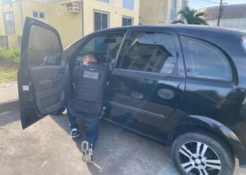PMs são presos suspeitos de facilitar a fuga de 23 detentos em Manaus