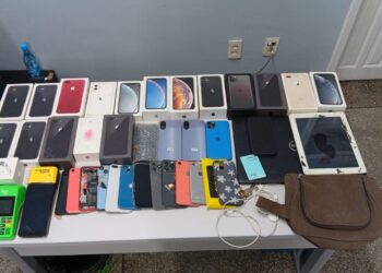 Operação revela esquema que enganava vítimas e desviava celulares em Manaus