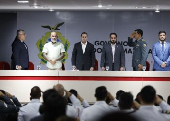 Governador interino Roberto Cidade empossa 60 oficiais da PMAM no Curso Superior de Polícia e reforça investimentos na segurança pública