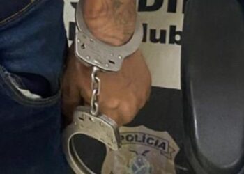 Homem é preso ao tentar fugir com ‘kit tráfico’ em Iranduba
