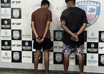 Dupla é presa com arma falsa usada em ‘arrastões’ em Manaus