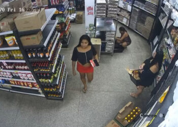 ‘Gangue das mulheres’ é desarticulada em Manaus; uma das suspeitas dormia no momento da prisão