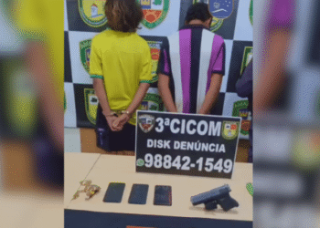 Dupla é presa ao tentar assaltar ônibus pela segunda vez no mesmo dia em Manaus