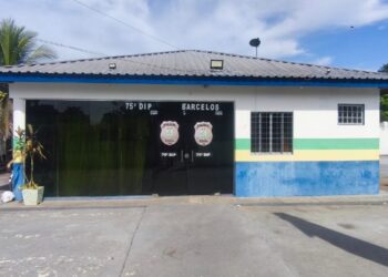 Homem mata ex-mulher e atual dela a terçadadas em Barcelos