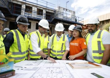 Em vistoria de obras do Residencial Compensa, governador interino Roberto Cidade destaca continuidade dos projetos habitacionais no Amazonas