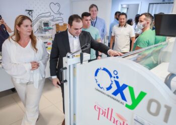 Governador interino Roberto Cidade inaugura cinco câmaras hiperbáricas e amplia serviço de alta complexidade no Hospital Delphina Aziz