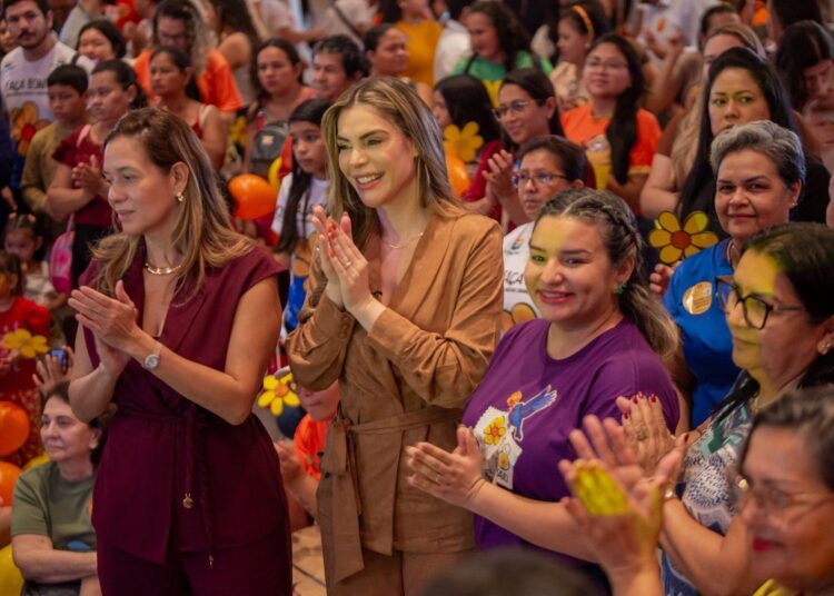 Primeira-dama Thaisa Cidade participa de ato público de combate ao abuso e à exploração sexual de crianças e adolescentes