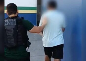 Pai é preso após ameaçar matar mulher e filha para esconder estupros em Manaus