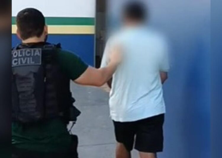 Pai é preso após ameaçar matar mulher e filha para esconder estupros em Manaus