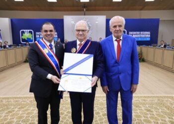 Durante encontro regional da magistratura, governador Roberto Cidade destaca união entre os poderes para o desenvolvimento da Amazônia