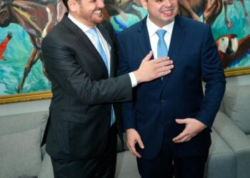 Renato Junior liga para parabenizar Roberto Cidade, vai à posse do novo governador e reforça gesto republicano no Amazonas