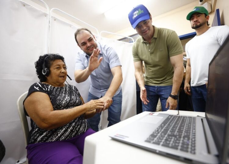 Governador Roberto Cidade acompanha serviços e entregas do Governo Presente para zona oeste de Manaus