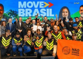 Governo adia linha de crédito a entregadores para 27/7