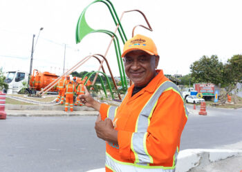 Igarapé do Passarinho ganha monumento em homenagem às aves na zona Norte de Manaus
